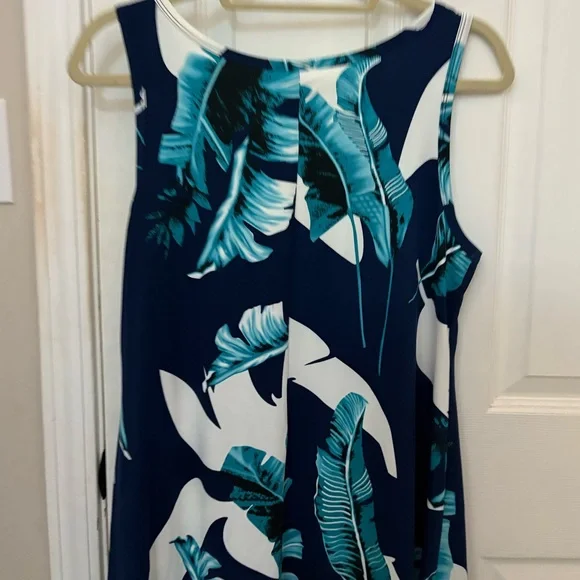 NWT!! Molerani Tropical Leaf Print Sleeveless Floral Swing Dress - Picture 8 of 11